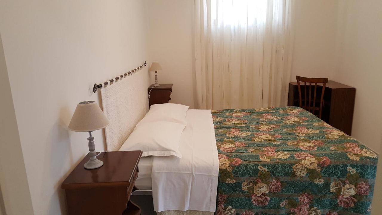 Il Giardino Del Nespolo Bed & Breakfast Alghero Dış mekan fotoğraf