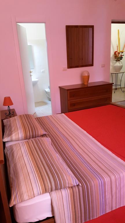 Il Giardino Del Nespolo Bed & Breakfast Alghero Dış mekan fotoğraf